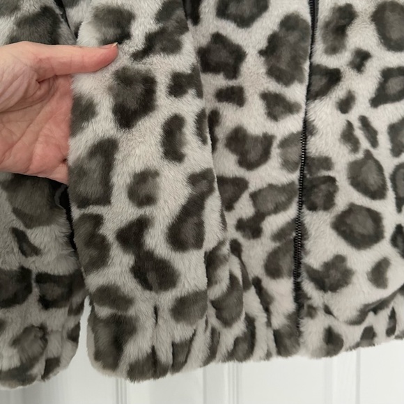 Dylan Faux Fur Leopard Print Coat Jacket Gray Size XS Small - Picture 4 of 11